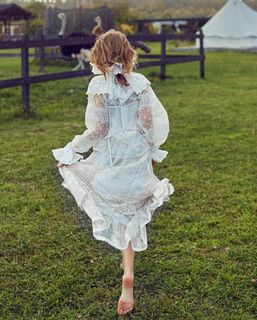 Anastasiya Shcheglova feet photo thumbnail