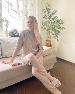 Anastasiya Stezhko feet photo 2