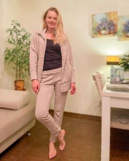 Anastasiya Stezhko feet photo 1
