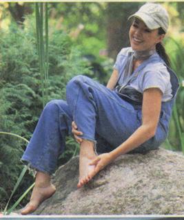 Anastasiya Zavorotnyuk feet photo 15