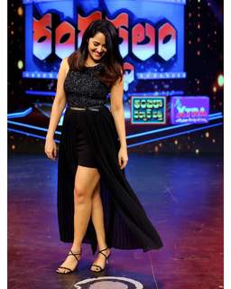 Anasuya Bharadwaj feet photo 10