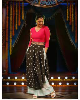 Anasuya Bharadwaj feet photo 4