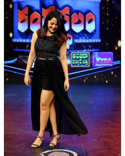 Anasuya Bharadwaj feet photo 11