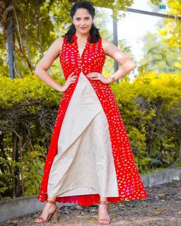 Anasuya Bharadwaj feet photo 3