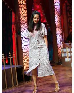 Anasuya Bharadwaj feet photo 10