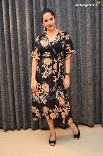 Anasuya Bharadwaj feet photo 15