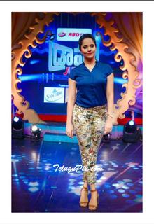 Anasuya Bharadwaj feet photo 7