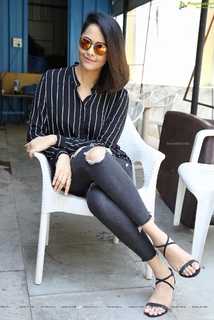 Anasuya Bharadwaj feet photo 20