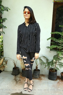 Anasuya Bharadwaj feet photo 15