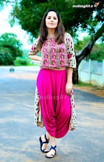Anasuya Bharadwaj feet photo 16