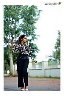 Anasuya Bharadwaj feet photo 15