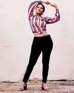 Anasuya Bharadwaj feet photo 16