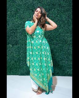 Anasuya Bharadwaj feet photo 10