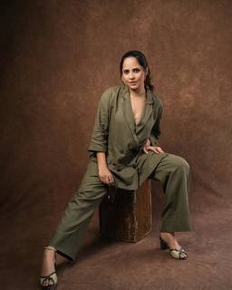 Anasuya Bharadwaj feet photo 18