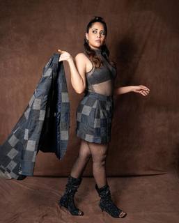 Anasuya Bharadwaj feet photo 13