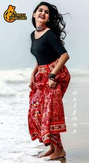 Anaswara Rajan feet photo thumbnail