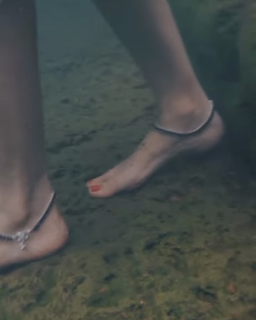 Anaswara Rajan feet photo thumbnail