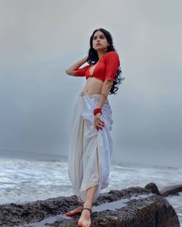 Anaswara Rajan feet photo thumbnail