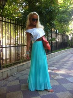 Anda Adam feet photo thumbnail