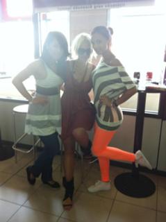 Anda Adam feet photo thumbnail