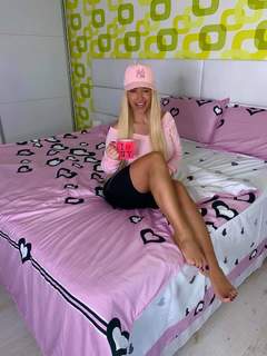 Anda Adam feet photo thumbnail