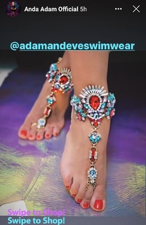 Anda Adam feet photo thumbnail