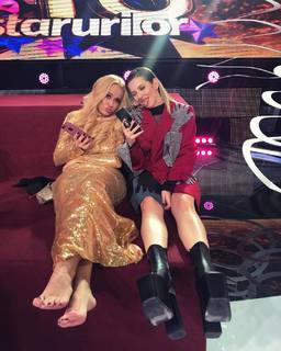 Anda Adam feet photo thumbnail