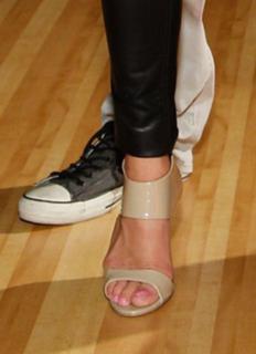 Andi Dorfman feet photo 14