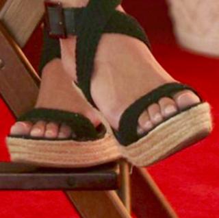 Andi Dorfman feet photo 11