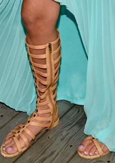 Andi Dorfman feet photo 1