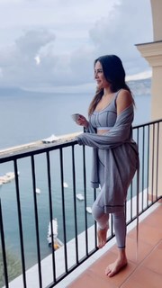 Andi Dorfman feet photo 5
