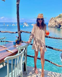 Andi Dorfman feet photo 15