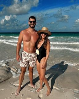 Andi Dorfman feet photo 12