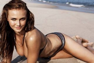 Andi Matichak feet photo 2