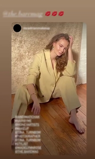 Andi Matichak feet photo 1