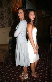 Andie MacDowell feet photo thumbnail