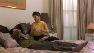 Andie MacDowell feet photo thumbnail