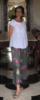 Andie MacDowell feet photo thumbnail