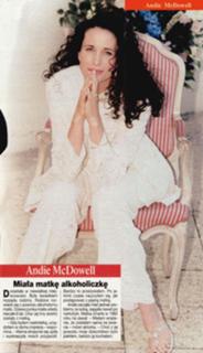 Andie MacDowell feet photo thumbnail