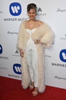 Andra Day feet photo 13