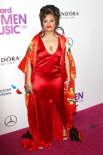 Andra Day feet photo 20