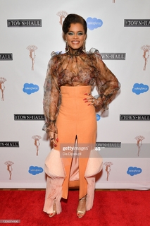 Andra Day feet photo 6