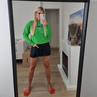 Andrea Andrassy feet photo 12
