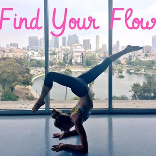 Andrea Bogart feet photo 4
