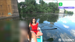 Andrea Botez feet photo thumbnail