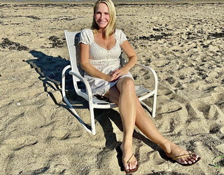 Andrea Canning feet photo 8