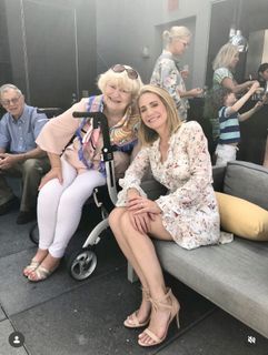 Andrea Canning feet photo 3