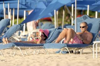 Andrea Corr feet photo thumbnail