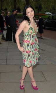 Andrea Corr feet photo thumbnail