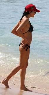 Andrea Corr feet photo thumbnail